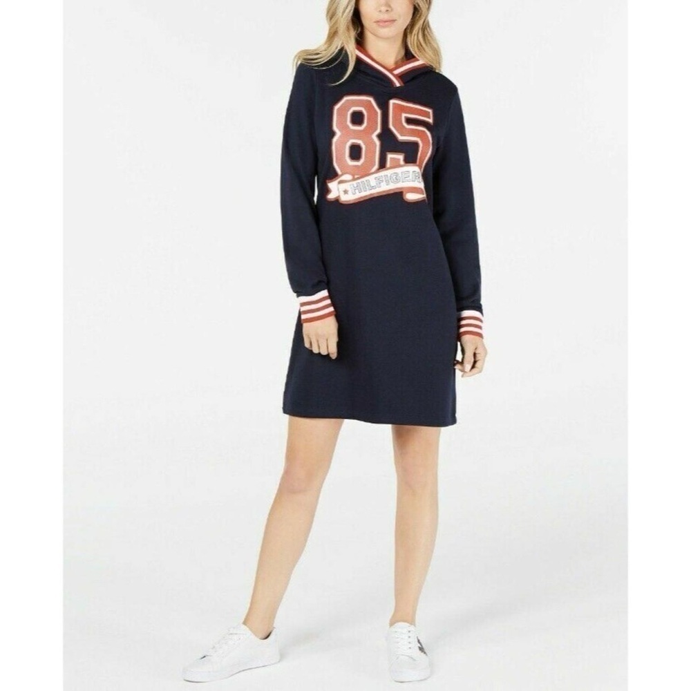 Women’s Tommy Hilfiger 85 Long  navy blue Sleeve Hooded dress size small NWT